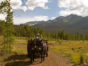 Chuck Wagon Dinner & Show in Boulder